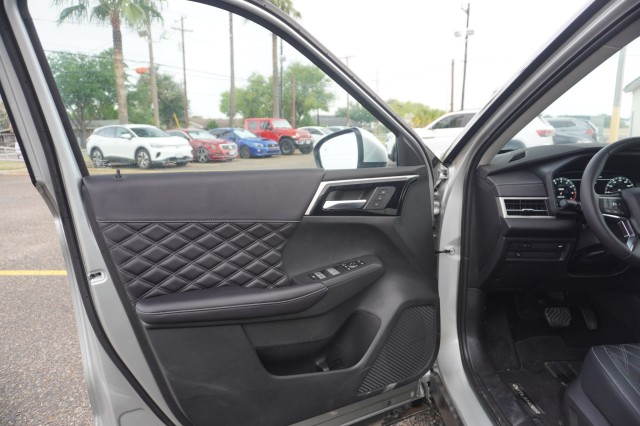 Vehicle image 16 of 37