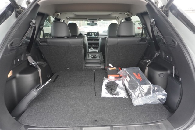 Vehicle image 12 of 37