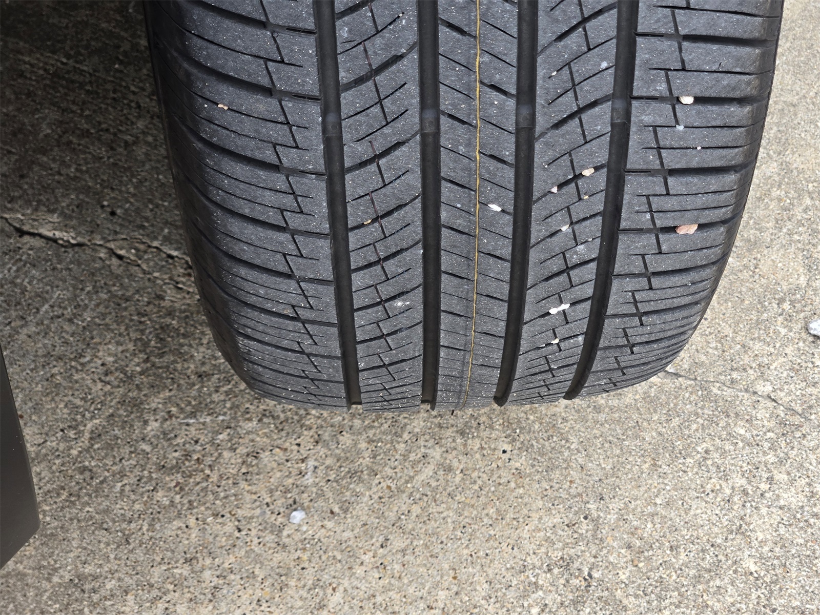 Vehicle image 10 of 32