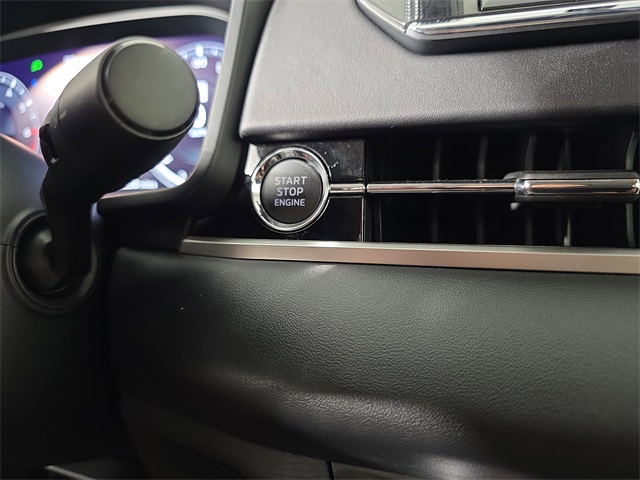 Vehicle image 20 of 38