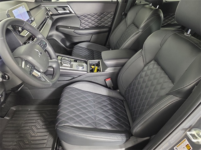Vehicle image 26 of 38