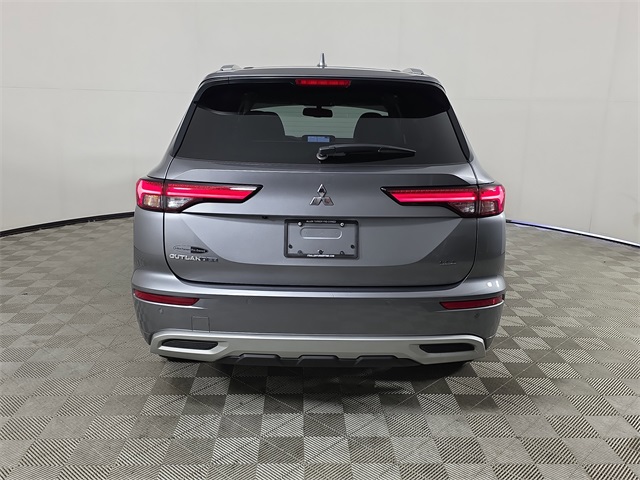 Vehicle image 7 of 38