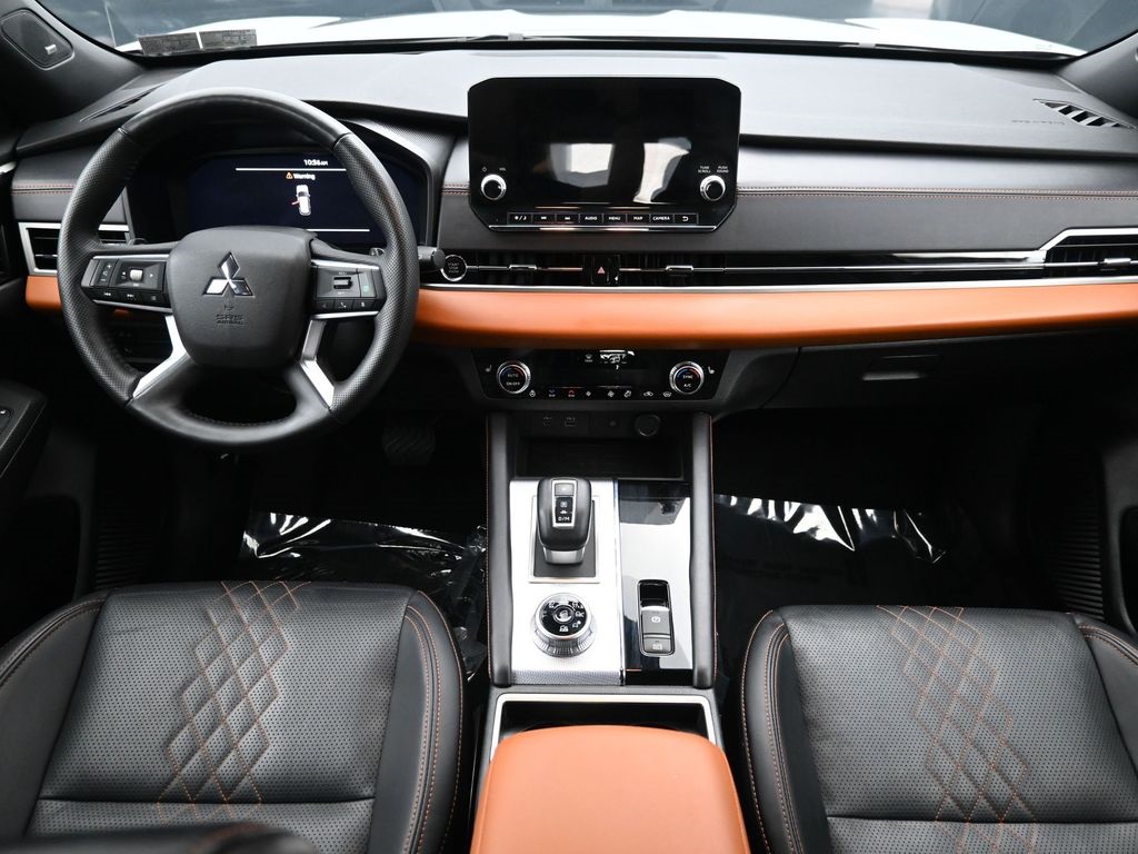 Vehicle image 20 of 39