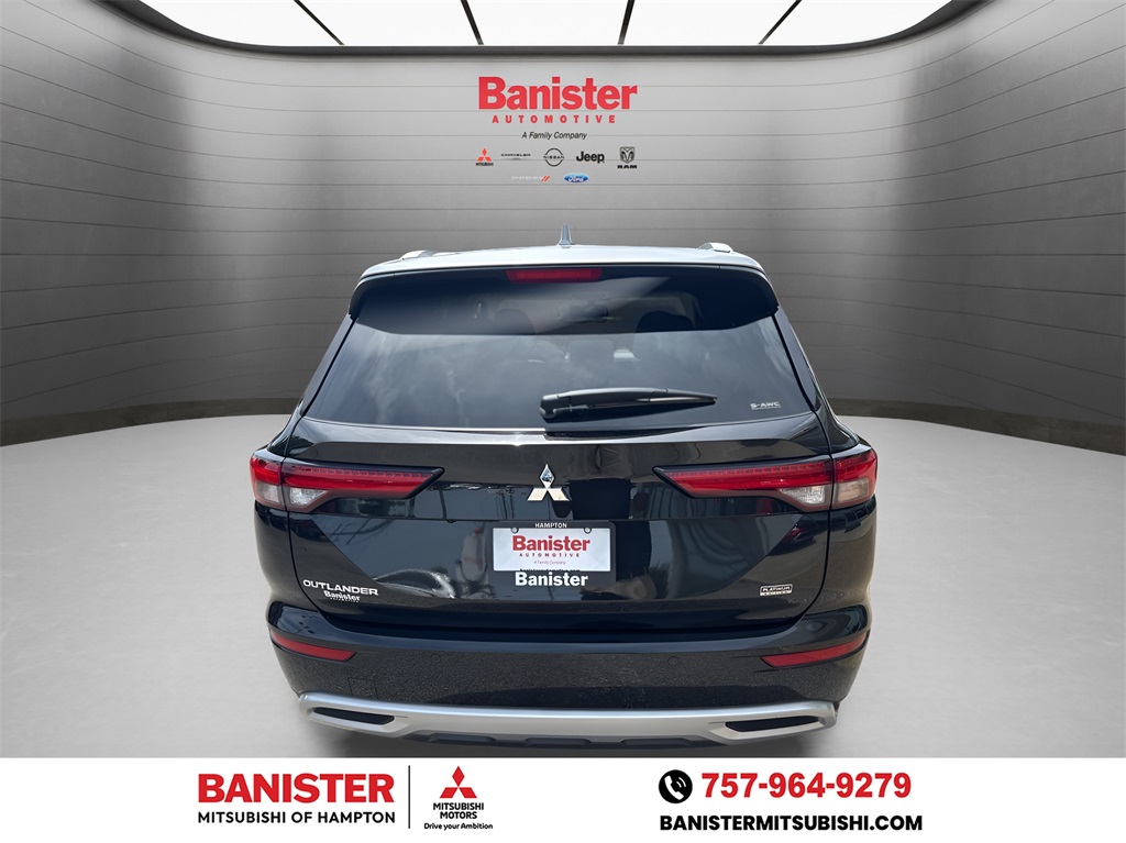 Vehicle image 8 of 30