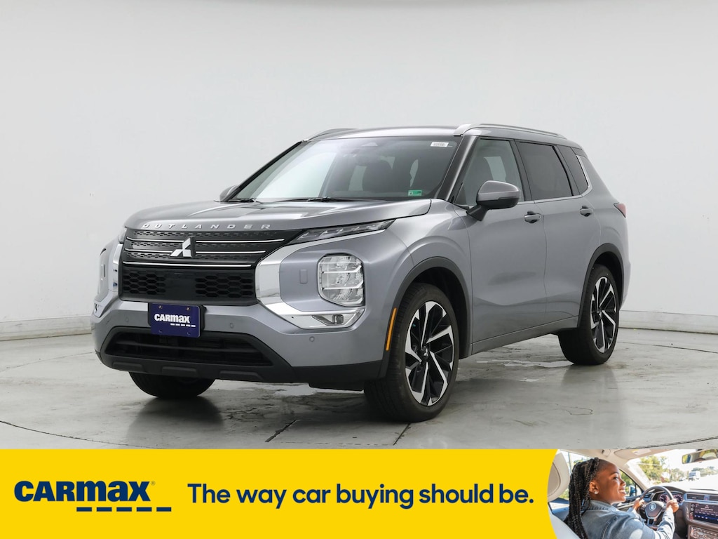 Vehicle image 1 of 32
