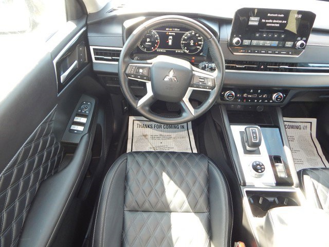 Vehicle image 13 of 31