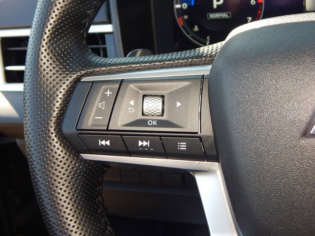 Vehicle image 27 of 31