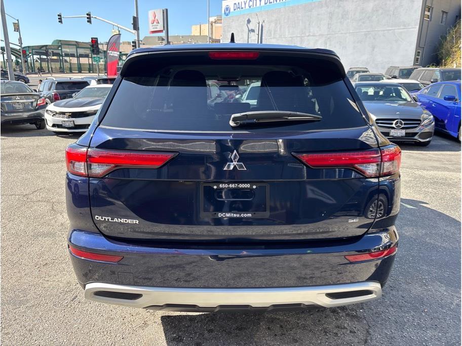 Vehicle image 7 of 30