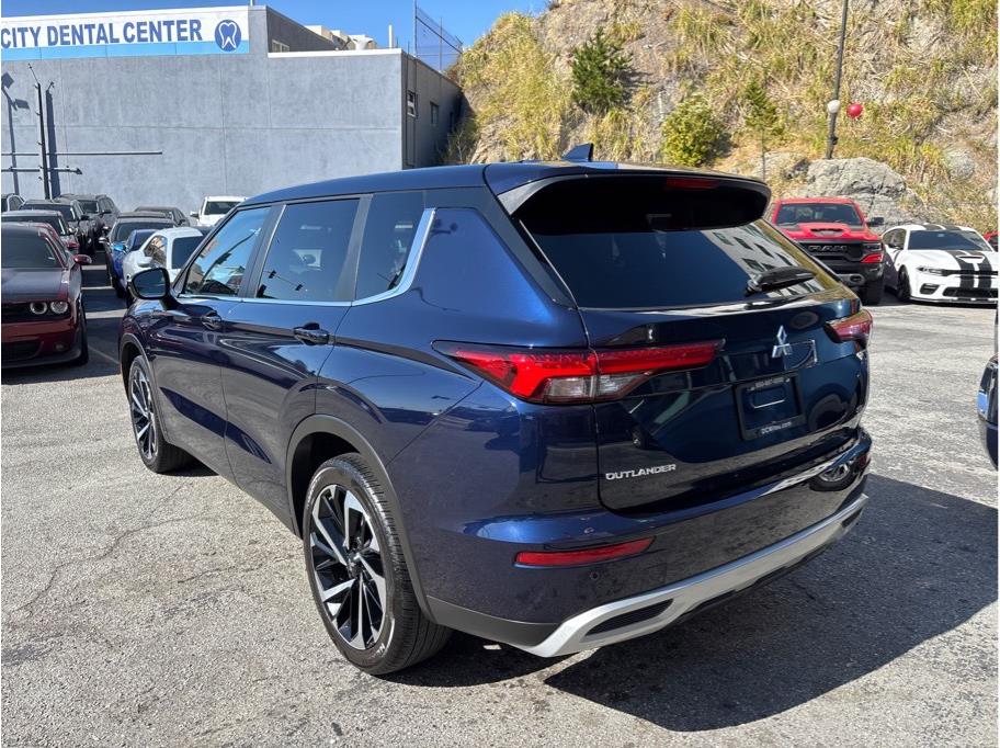 Vehicle image 5 of 30