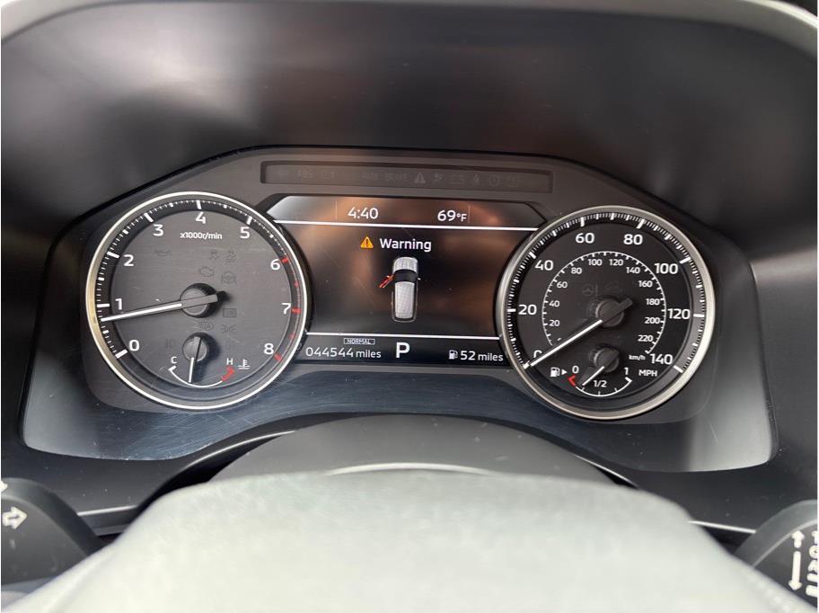 Vehicle image 20 of 32