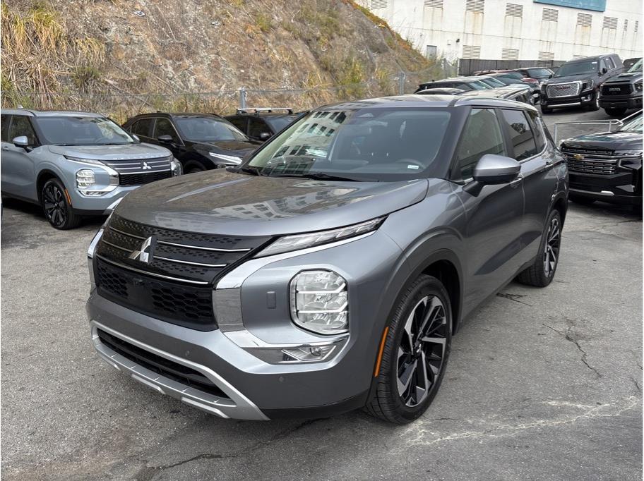 Vehicle image 1 of 32