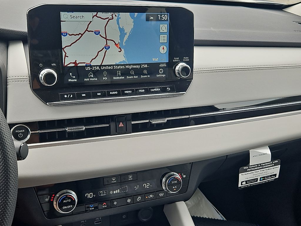 Vehicle image 11 of 17
