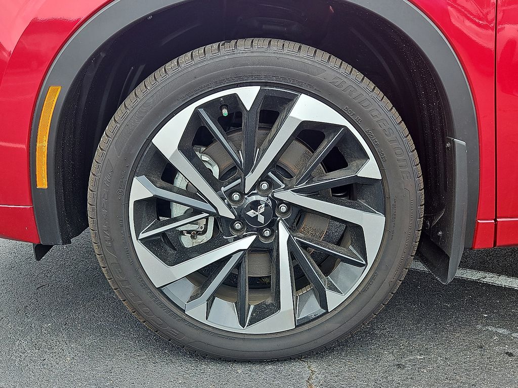 Vehicle image 5 of 18