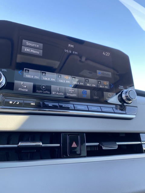 Vehicle image 22 of 34