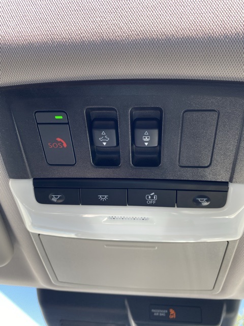 Vehicle image 26 of 34