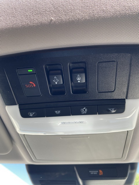 Vehicle image 26 of 31