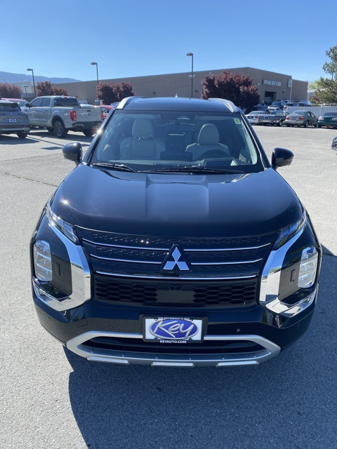 Vehicle image 2 of 31
