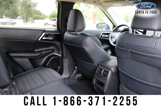 Vehicle image 44 of 52