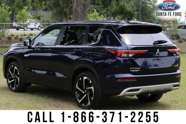Vehicle image 8 of 52