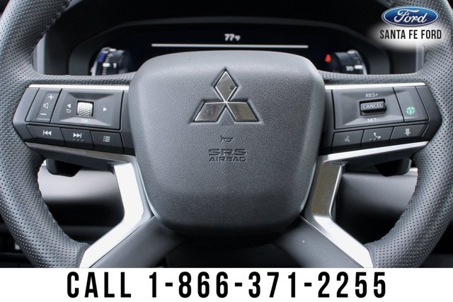 Vehicle image 26 of 52