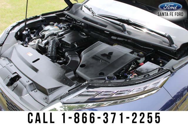 Vehicle image 18 of 52