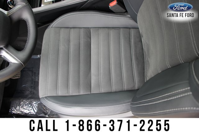 Vehicle image 22 of 52