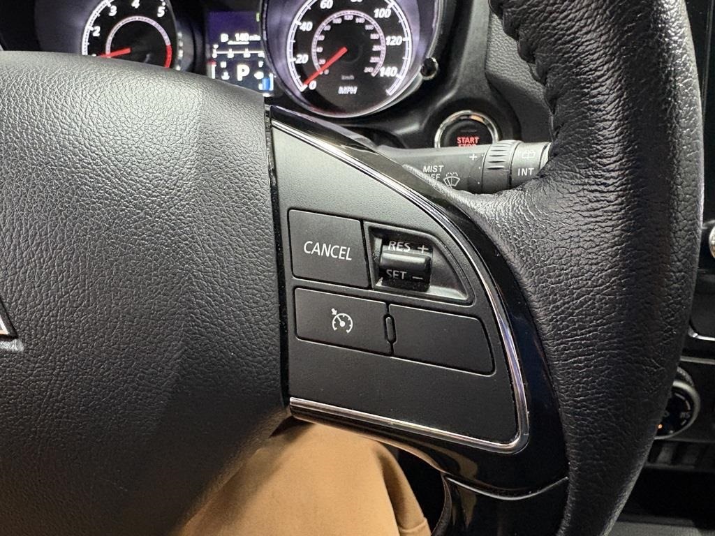Vehicle image 36 of 42