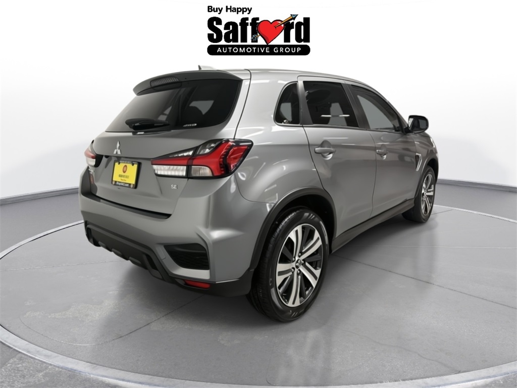 Vehicle image 5 of 42