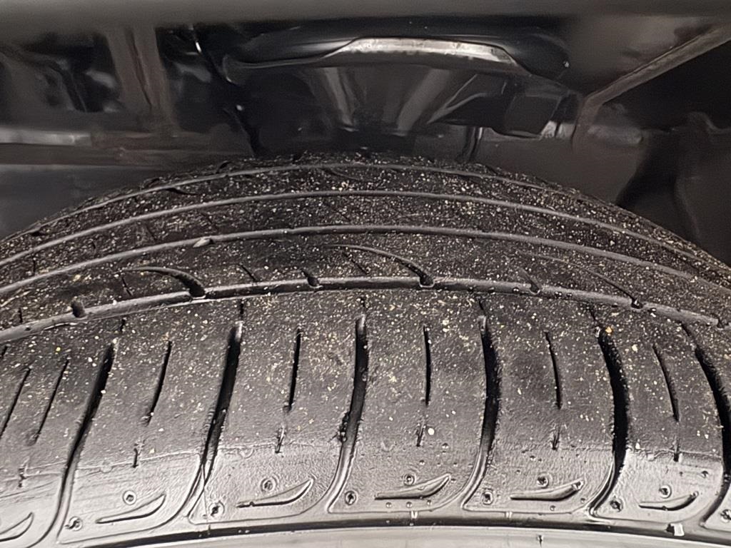 Vehicle image 12 of 42