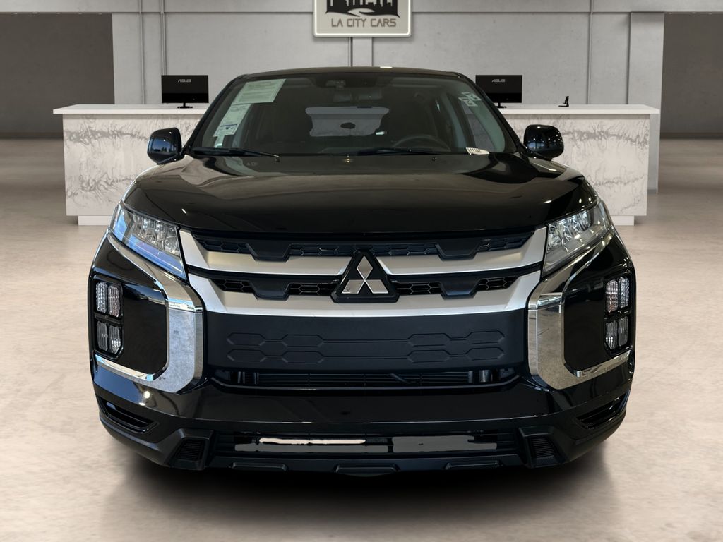 2024 Mitsubishi Outlander Sport ES Image 2 of 31