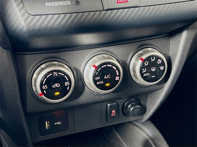 Vehicle image 18 of 37