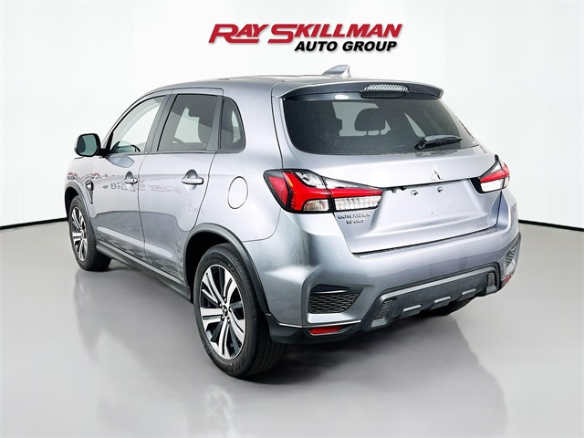 Vehicle image 7 of 37