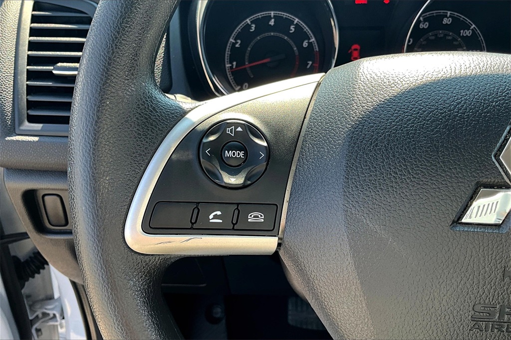 Vehicle image 28 of 33