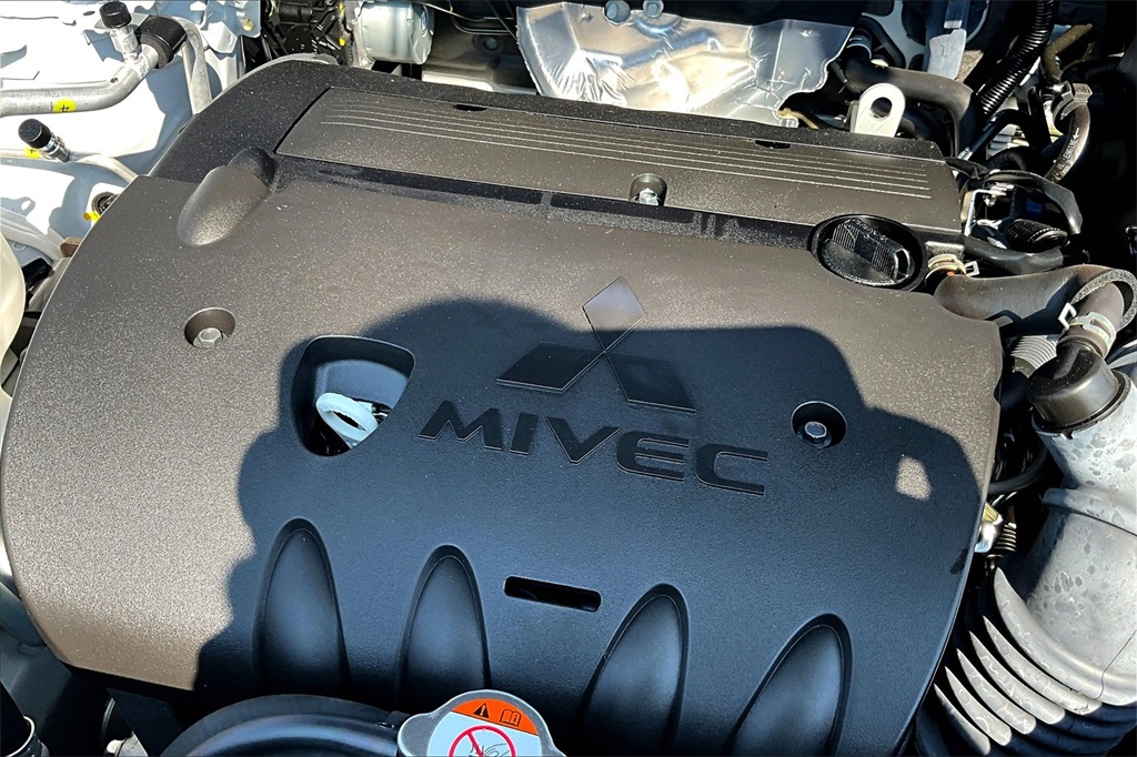 Vehicle image 8 of 33