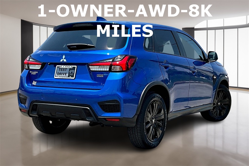 Vehicle image 4 of 32