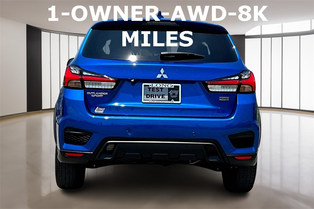 Vehicle image 5 of 32