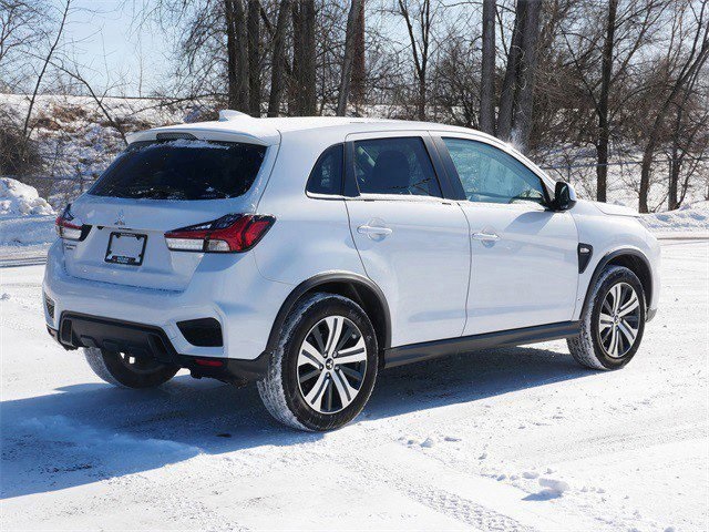 2024 Mitsubishi Outlander Sport ES Image 5 of 27