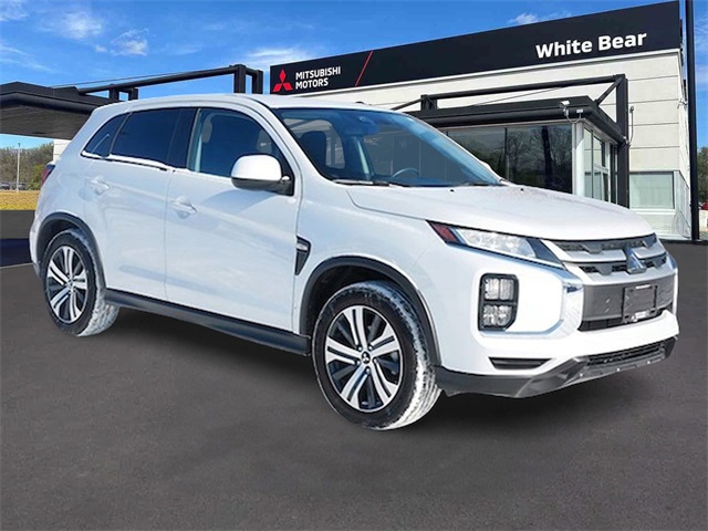 2024 Mitsubishi Outlander Sport ES Image 3 of 27