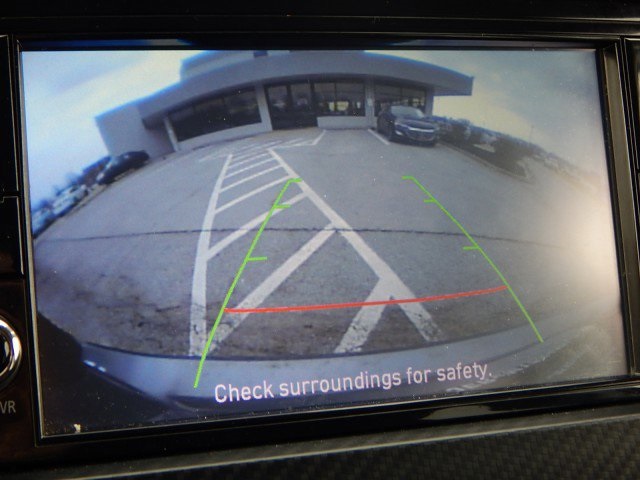 Vehicle image 26 of 31