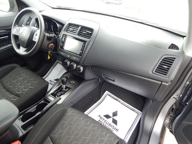 Vehicle image 20 of 31