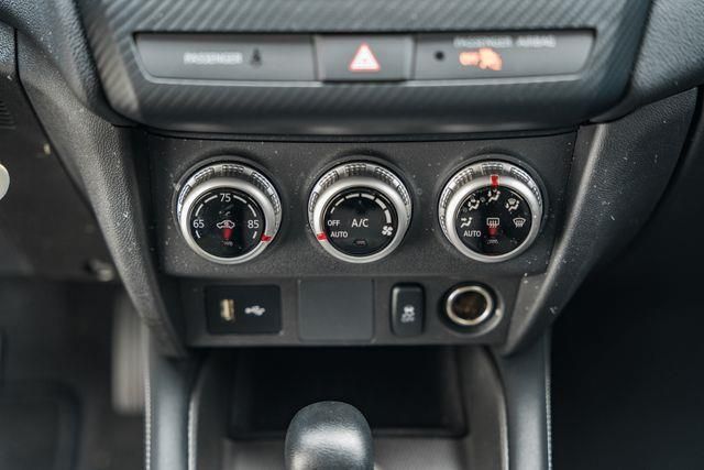 2024 Mitsubishi Outlander Sport ES Image 33 of 36