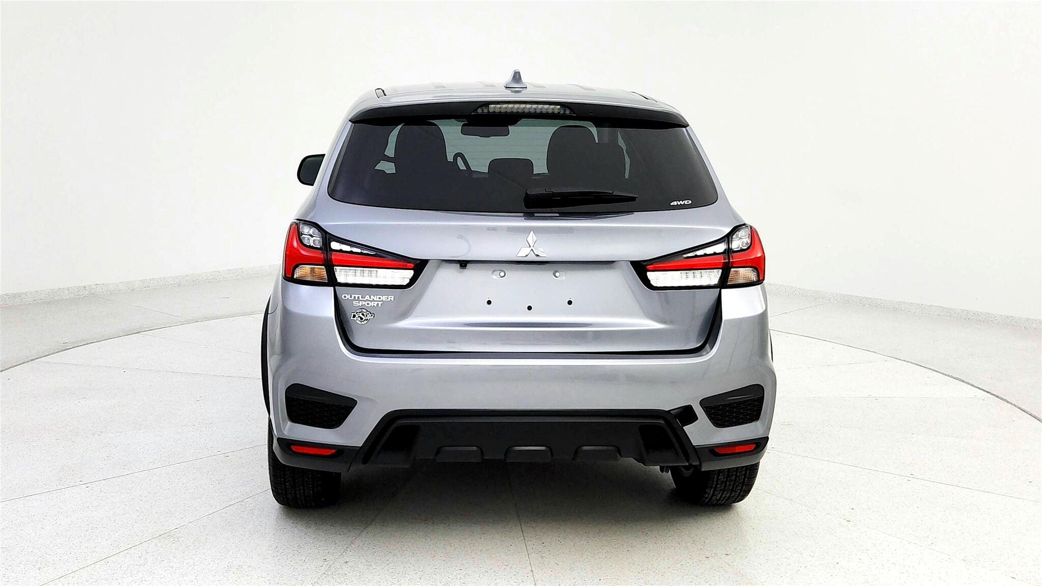 Vehicle image 14 of 44
