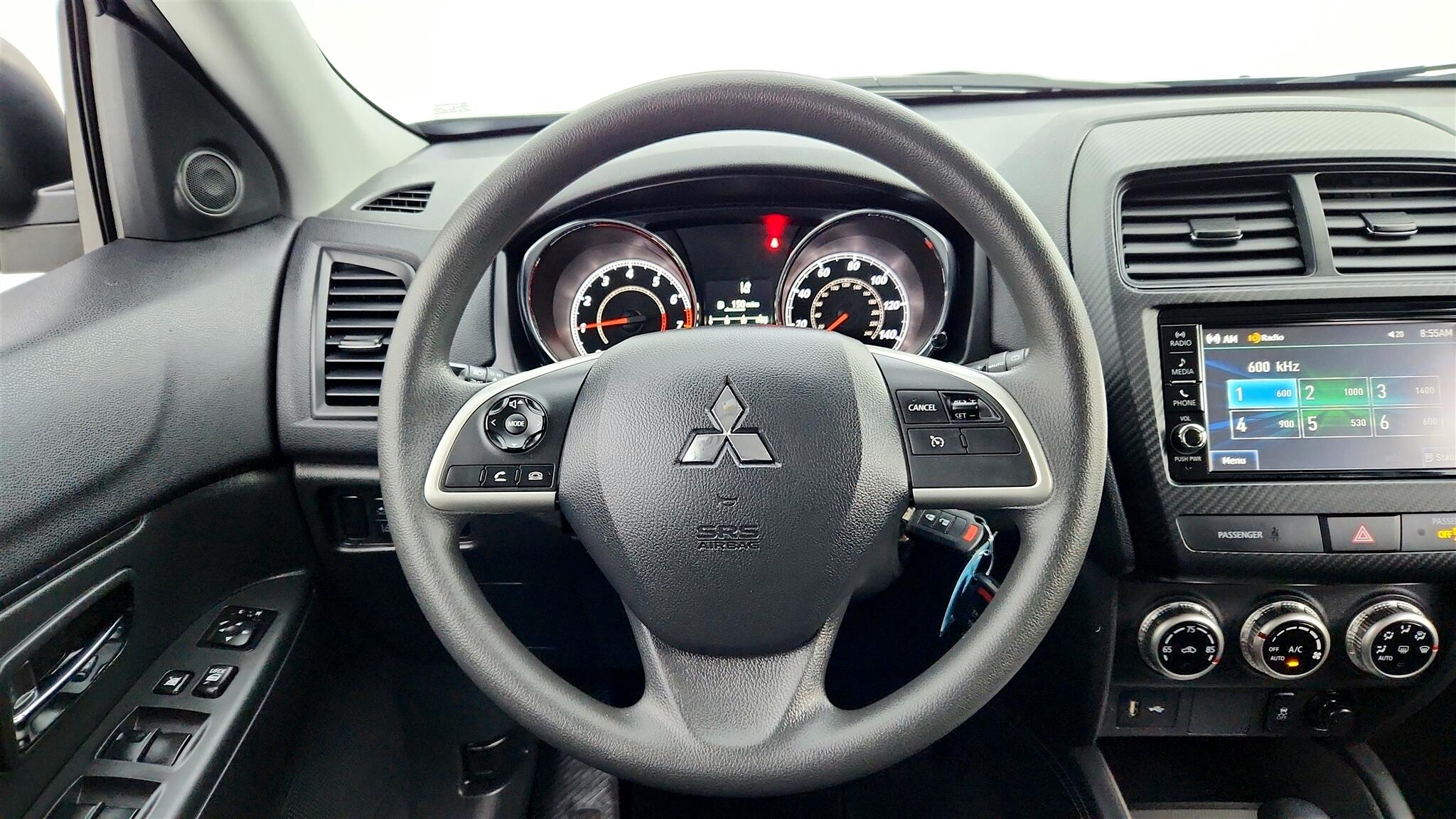 Vehicle image 21 of 44