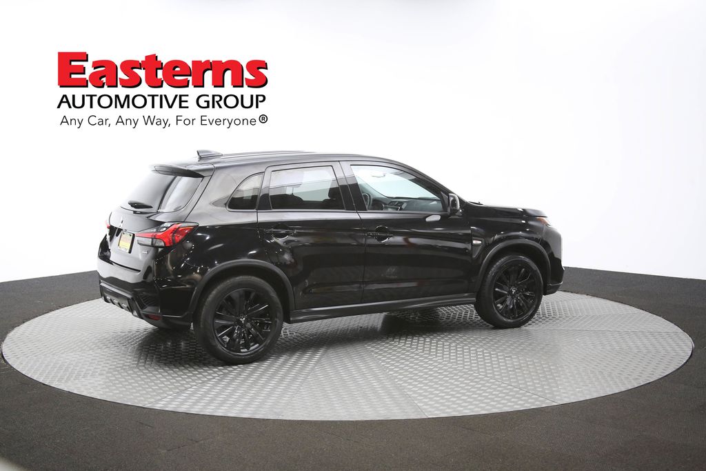 Vehicle image 18 of 61