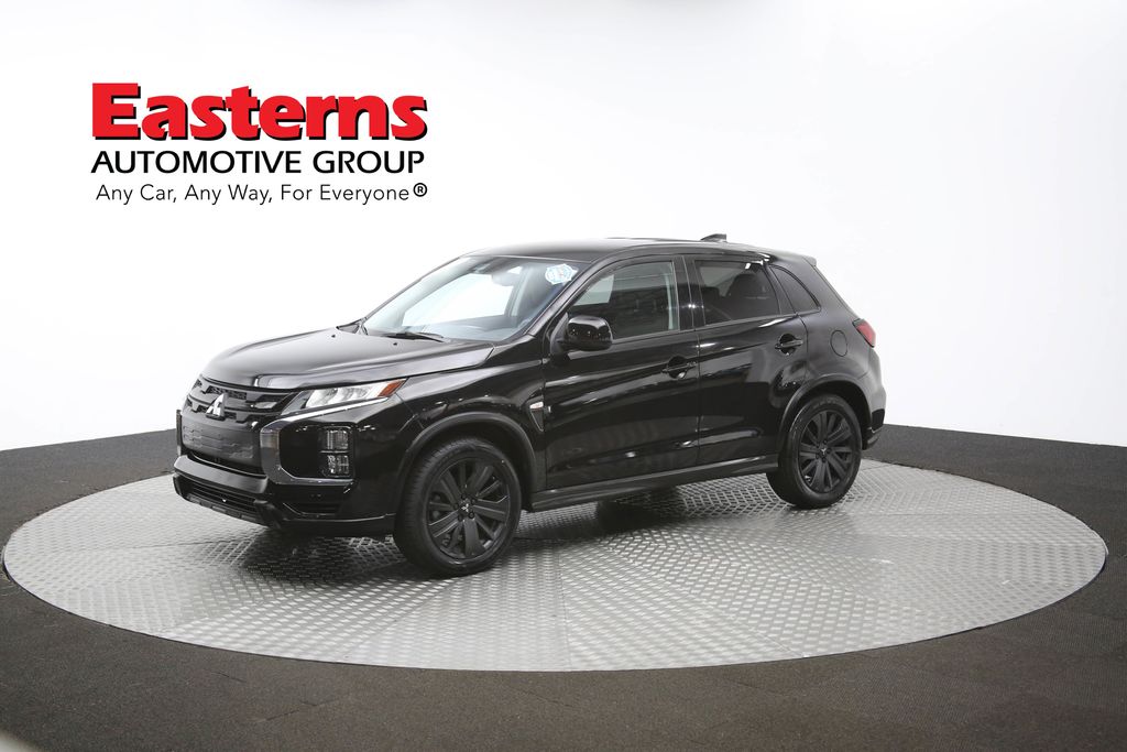 Vehicle image 28 of 61