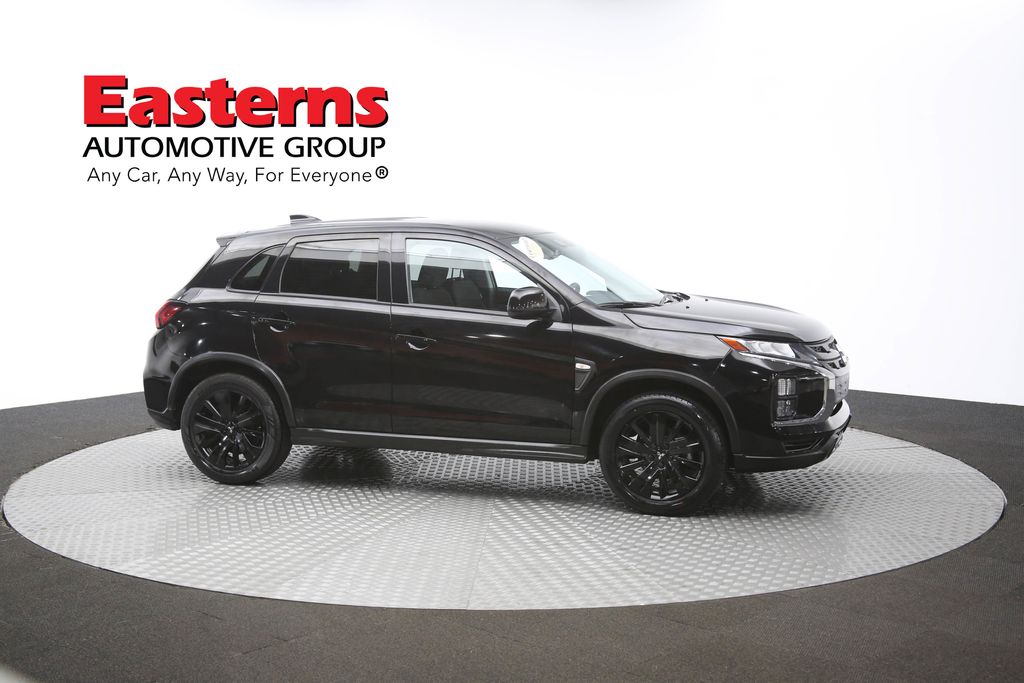 Vehicle image 21 of 61