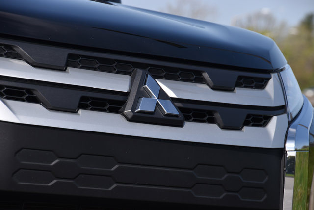 Vehicle image 11 of 35