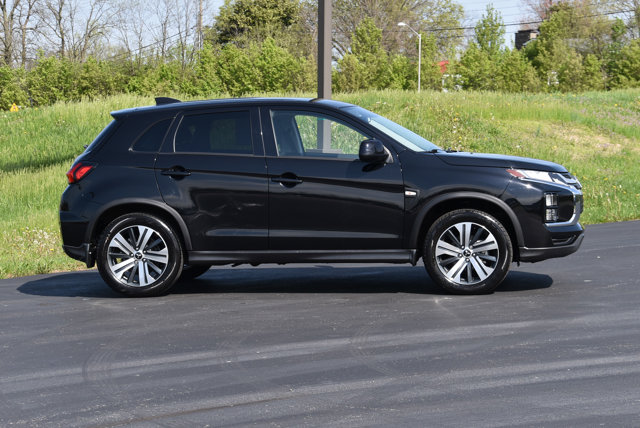 Vehicle image 4 of 35