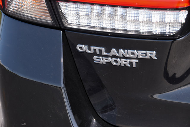 Vehicle image 24 of 35