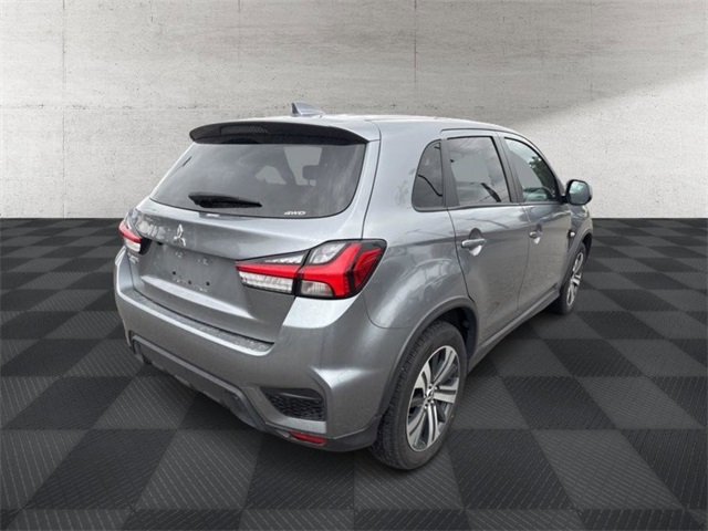 Vehicle image 6 of 31